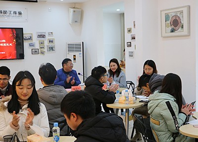 公司人力资源部经理孙益霞出席南昌大学、南昌航空大学2018年度九游网站入口永磁奖学金颁发仪式