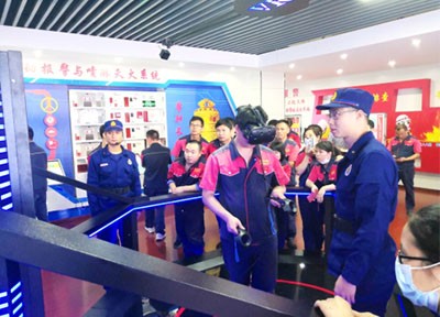 消防安全　平安九游网站入口―兼職消防員の消防体験ステーションでの技能教育
